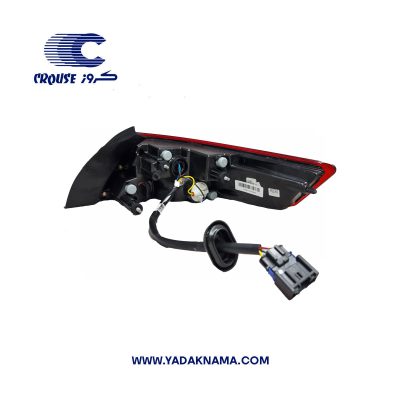 چراغ خطر روی بدنه تارا سال - سمت چپ برند کروزپلاس